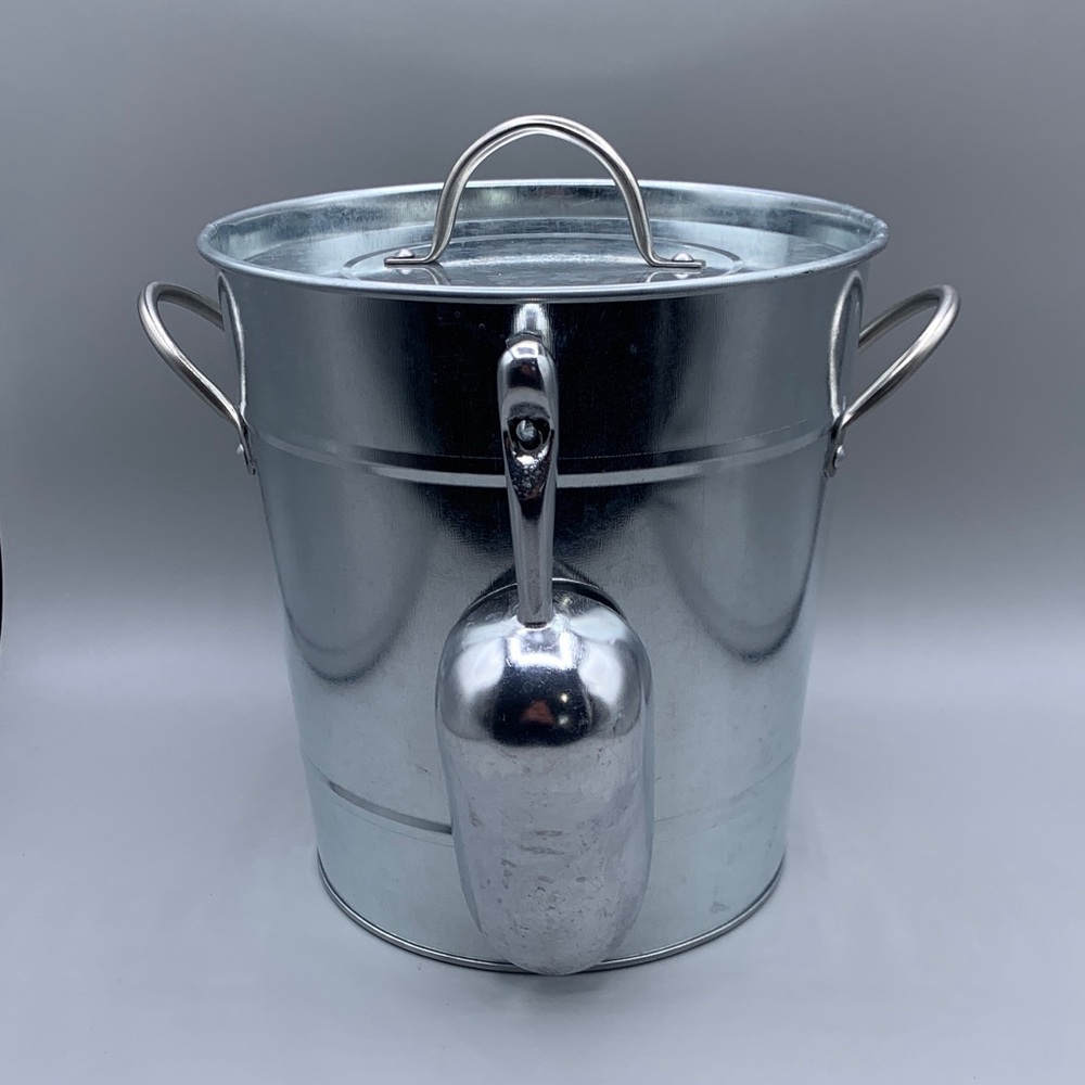 HD Designs Outdoors Silver Galvanized Ice Bucket Lid Scoop White Plastic Liner